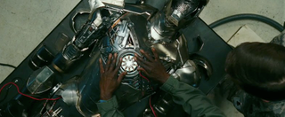 Illustration for article titled Spoiler Filled Stills From Iron Man 2: What's Happening To Tony?